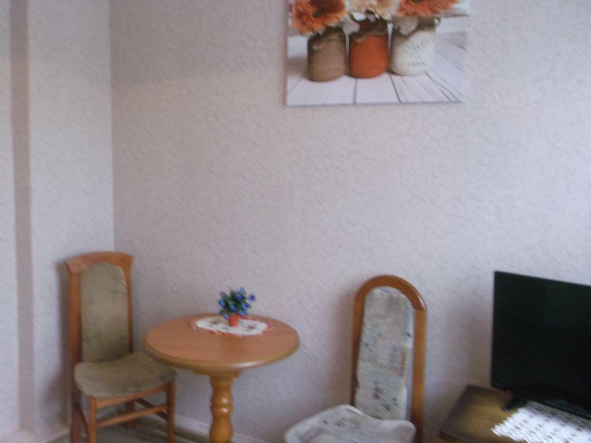 Gosciniec Iwona Hotel Глухолази Екстериор снимка